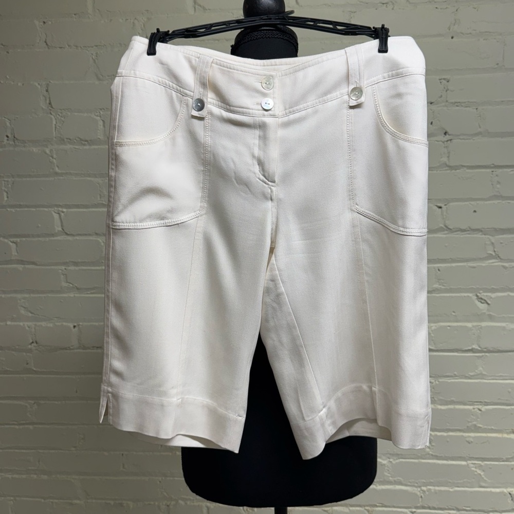 WHBM - Women's Cream Colored Dress Shorts - Fully lined, Size 0